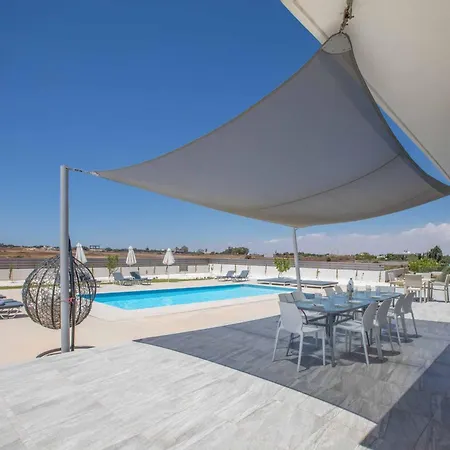 Demeter Ga98 Βίλα Παραλίμνι